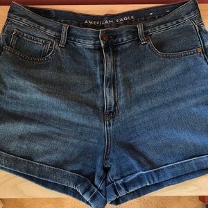 American eagle mom shorts